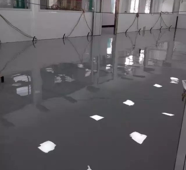 無溶劑環(huán)氧地坪涂料.jpg